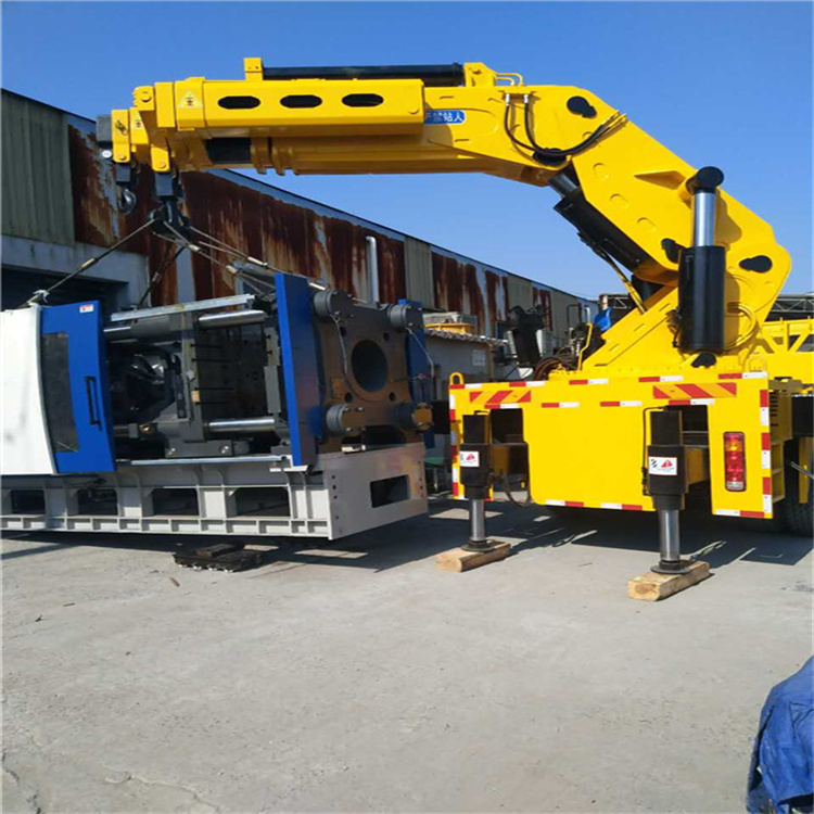 顺平县 大吨位折臂吊出租费用解析：一小时租赁多少钱