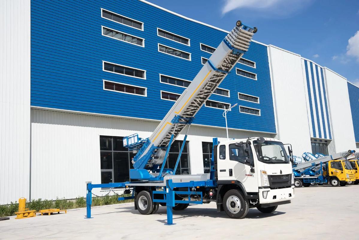 顺平县小型云梯车上料车租赁多少钱